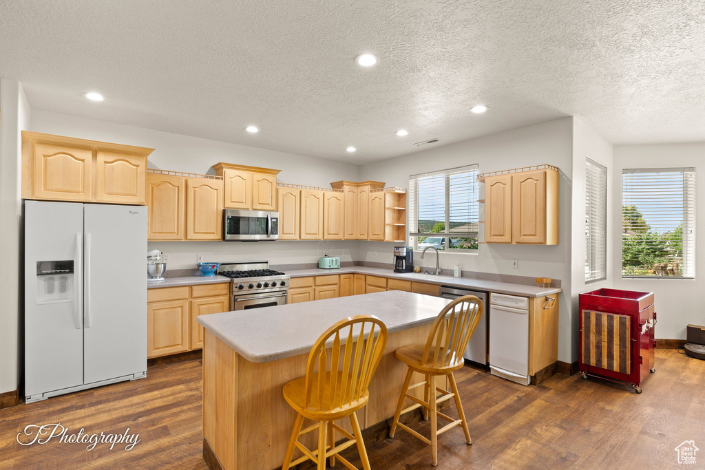 Photo 14 for MLS #2108025 at 857 N Old Farms Rd