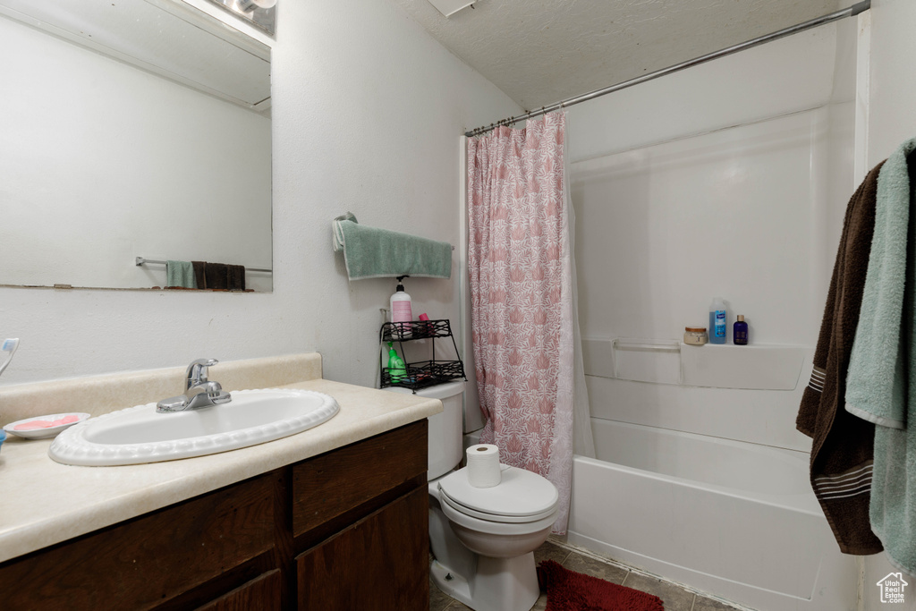 Photo 9 for MLS #2108049 at 600 N 2450 East #1004