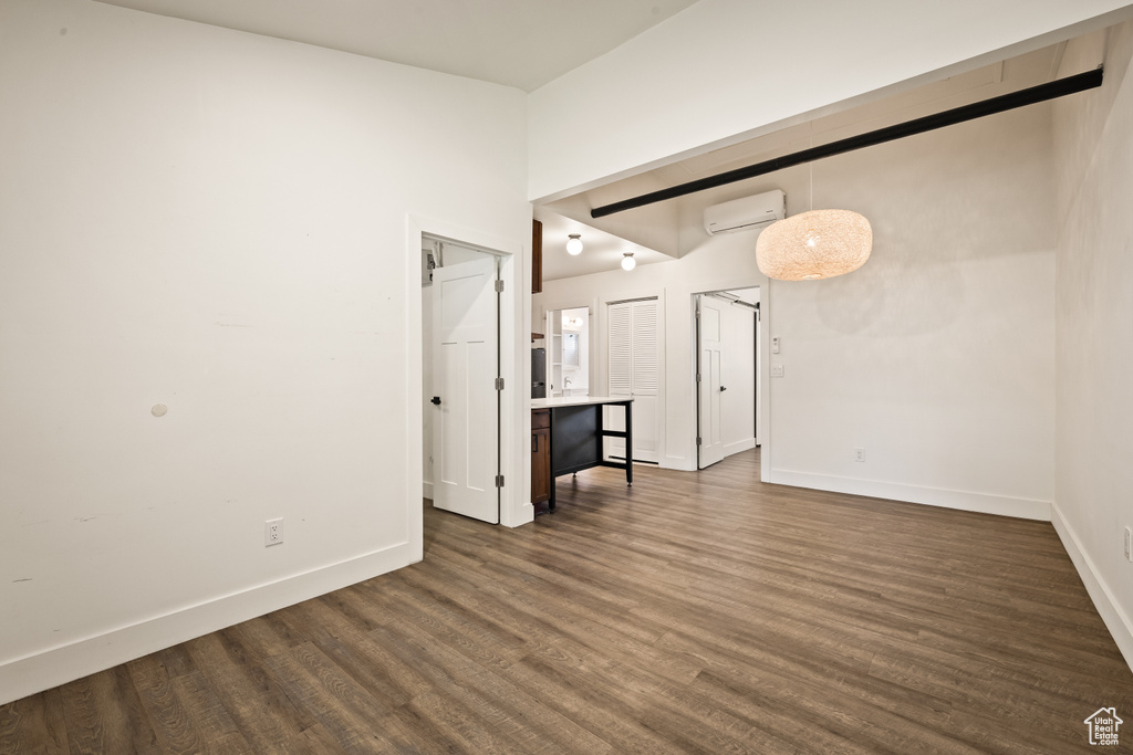 Photo 4 for MLS #2108069 at 761 W 600 South #12
