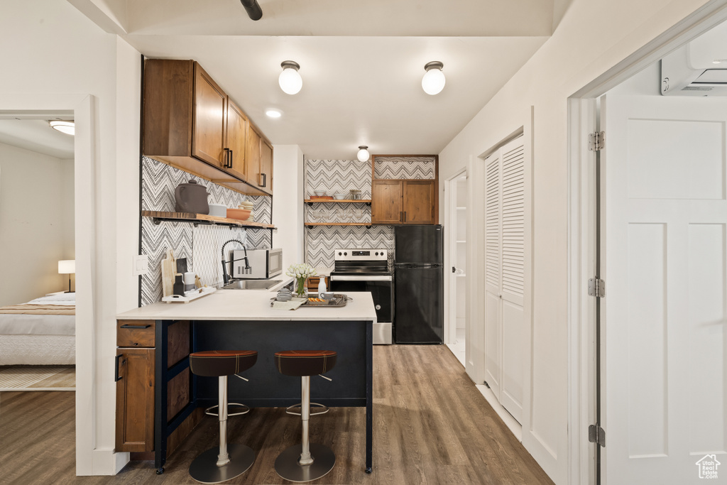 Photo 7 for MLS #2108069 at 761 W 600 South #12