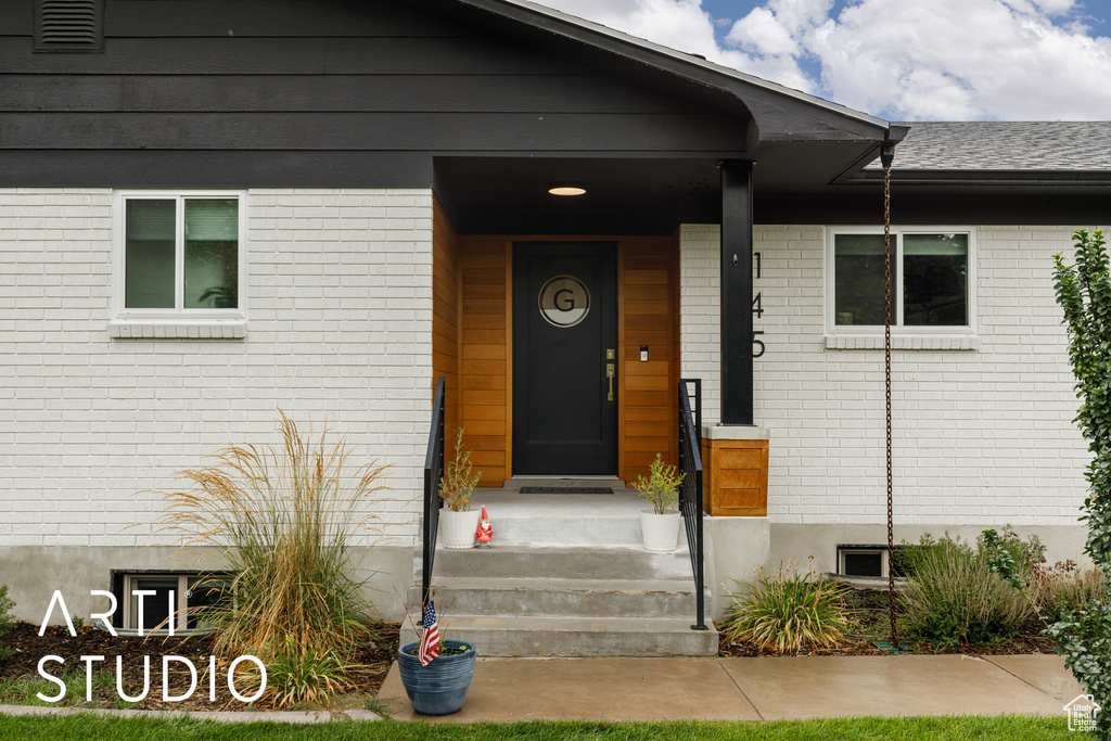 Photo 4 for MLS #2108073 at 145 Quarter Cir