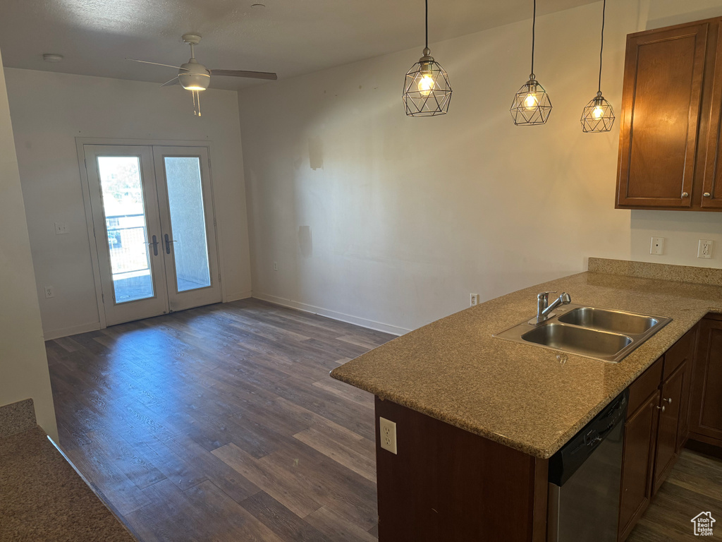 Photo 9 for MLS #2108074 at 2150 S Main St #317