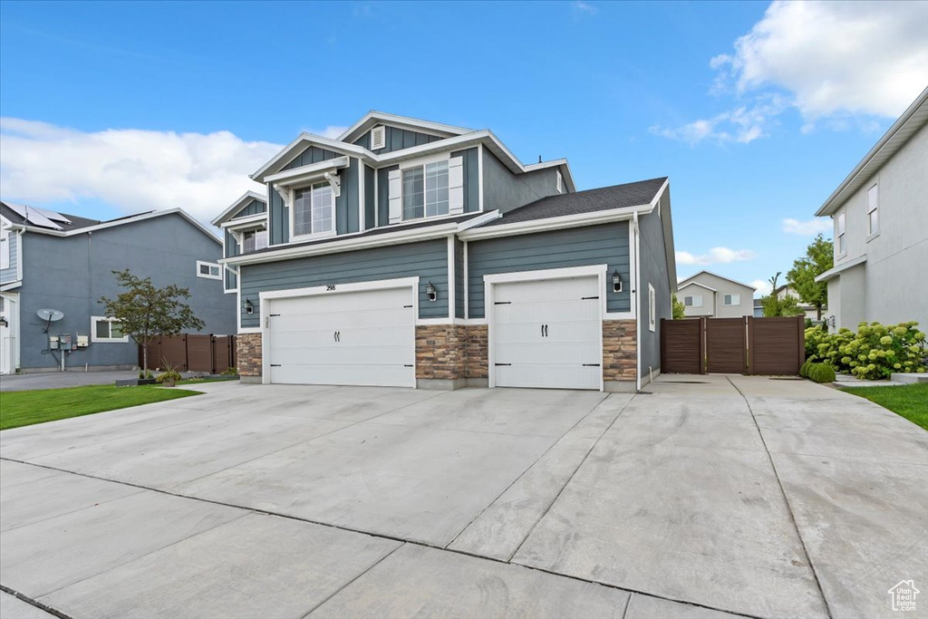 Photo 2 for MLS #2108075 at 298 N 360 East