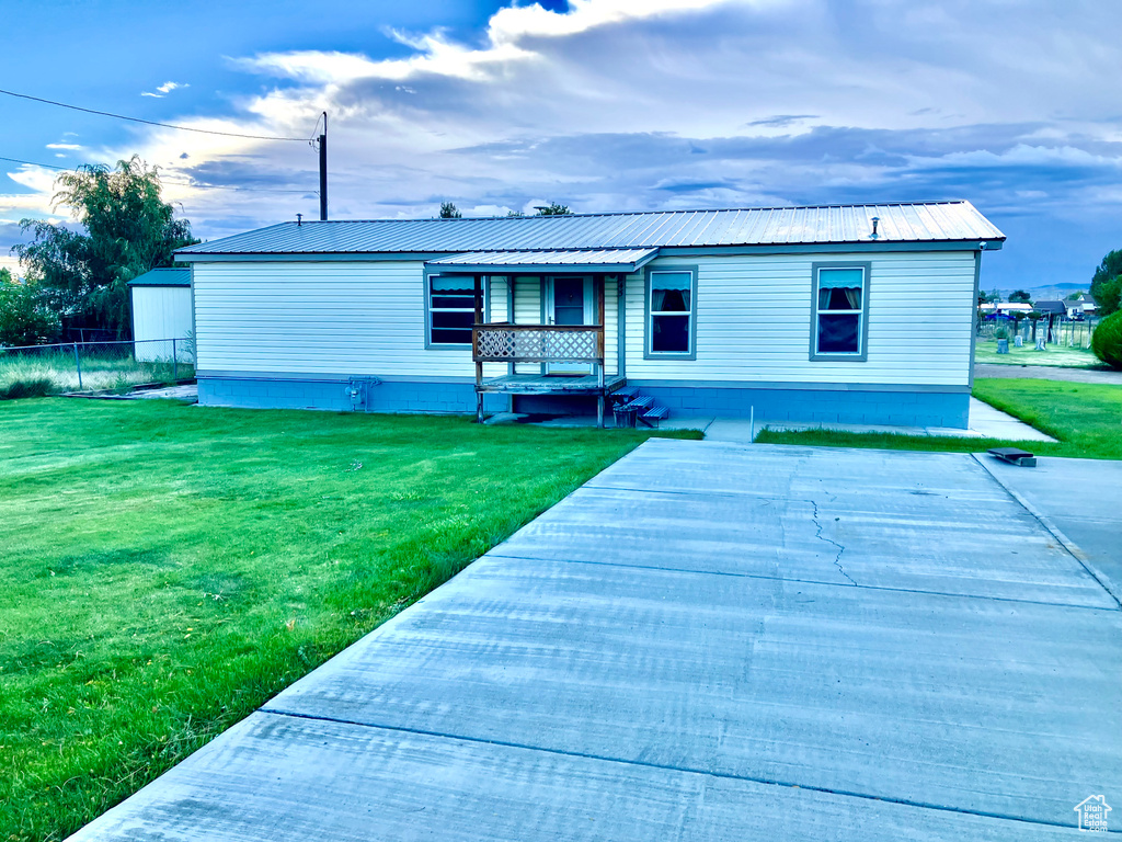 Photo 2 for MLS #2108102 at 245 S 200 West