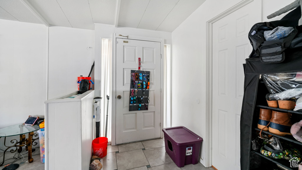 Photo 4 for MLS #2108104 at 4978 S Del Prado St #B006