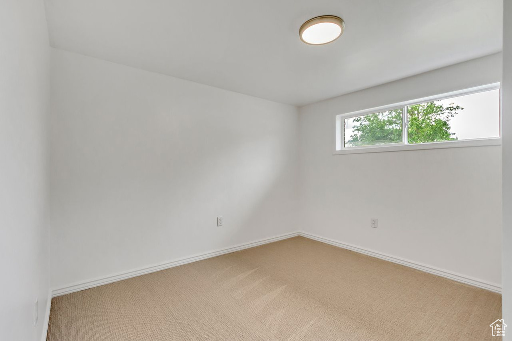 1060 E SLEEPY HOLLOW LN Sandy, UT 84094