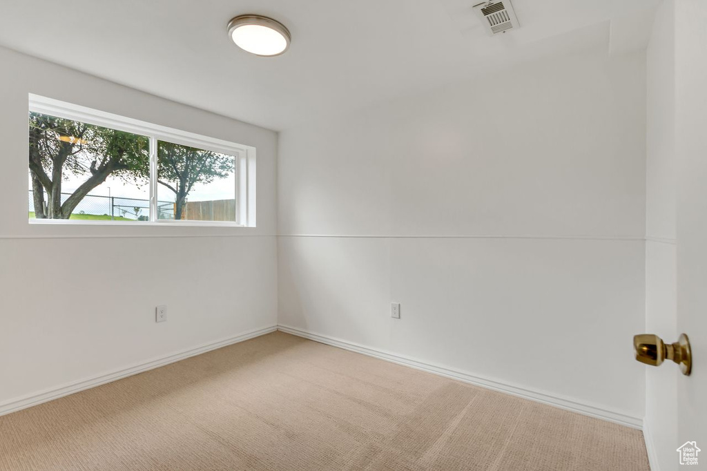 1060 E SLEEPY HOLLOW LN Sandy, UT 84094