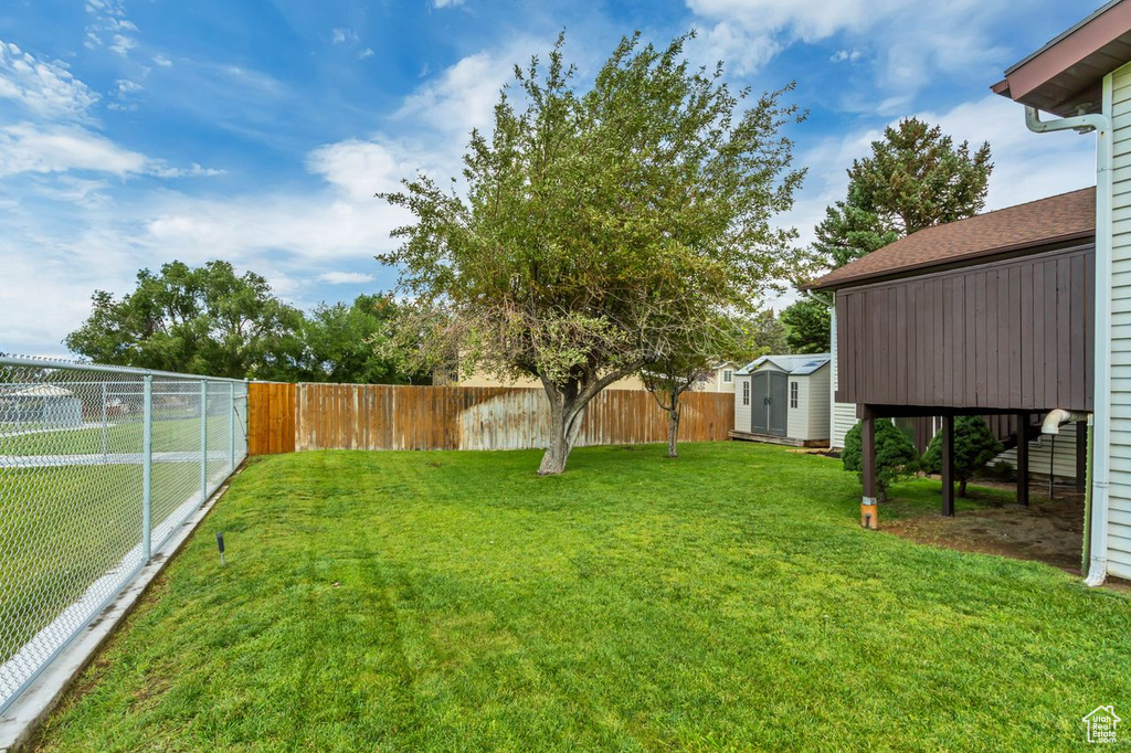 1060 E SLEEPY HOLLOW LN Sandy, UT 84094