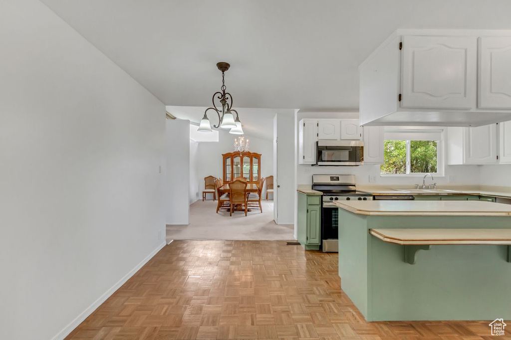1060 E SLEEPY HOLLOW LN Sandy, UT 84094