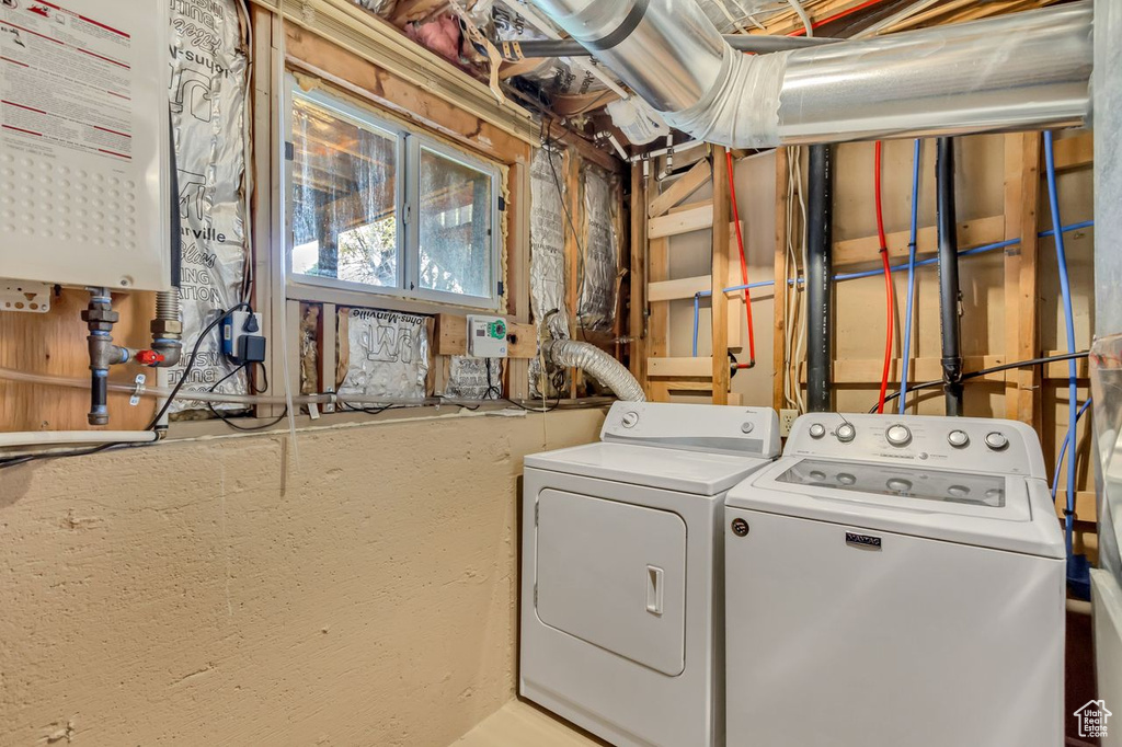 1060 E SLEEPY HOLLOW LN Sandy, UT 84094