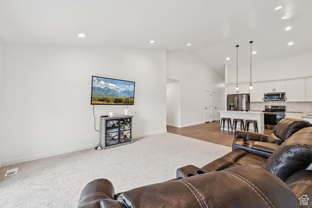 Photo 18 for MLS #2108112 at 1736 W Drake Ln #1