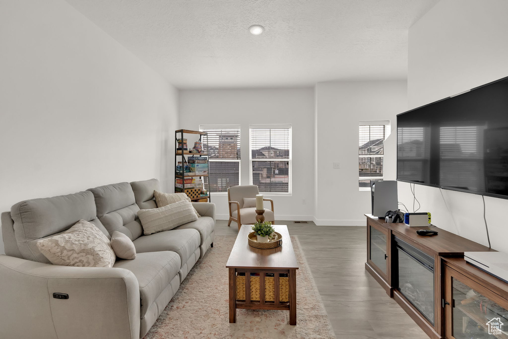 Photo 3 for MLS #2108113 at 303 N 725 East