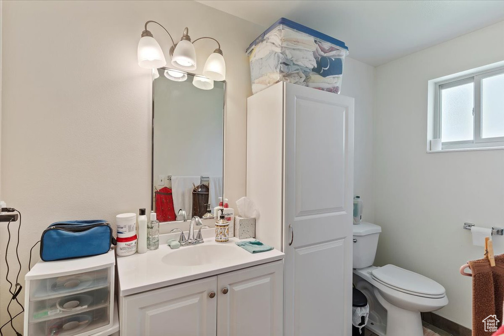 Photo 19 for MLS #2108119 at 896 E 40th St