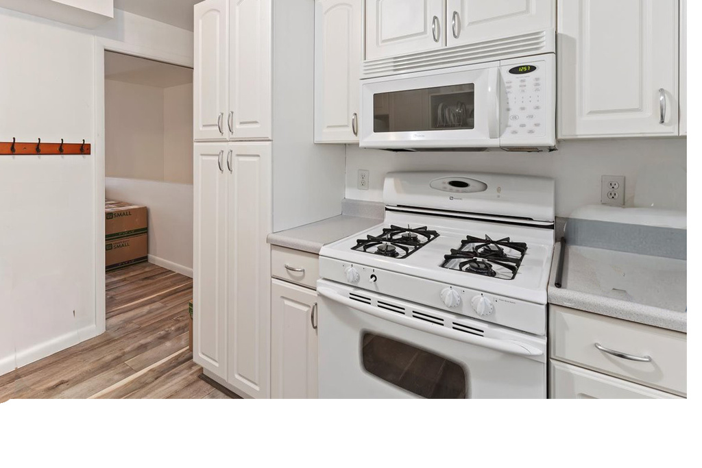 896 E 40TH ST Ogden, UT 84403