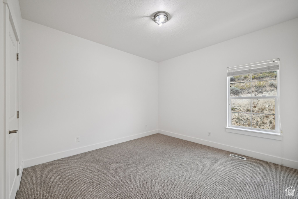 Photo 22 for MLS #2108124 at 238 N River Rd