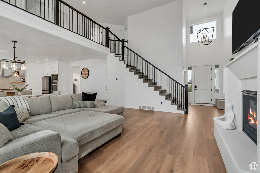 6867 W WINDY OAK DR Herriman, UT 84096