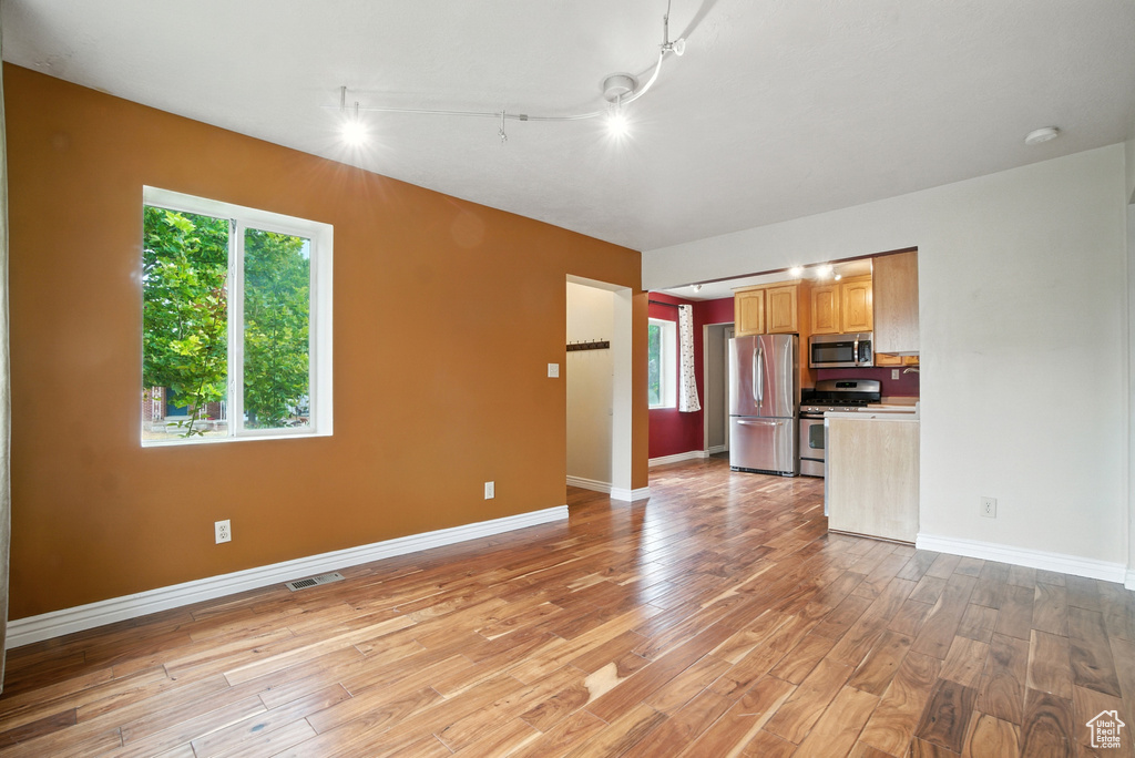 Photo 4 for MLS #2108144 at 93 W 700 North