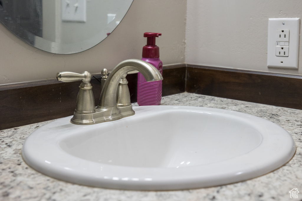 Photo 11 for MLS #2108146 at 910 N 1930 East