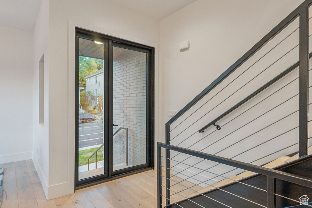 Photo 8 for MLS #2108154 at 860 E 3rd Ave #6