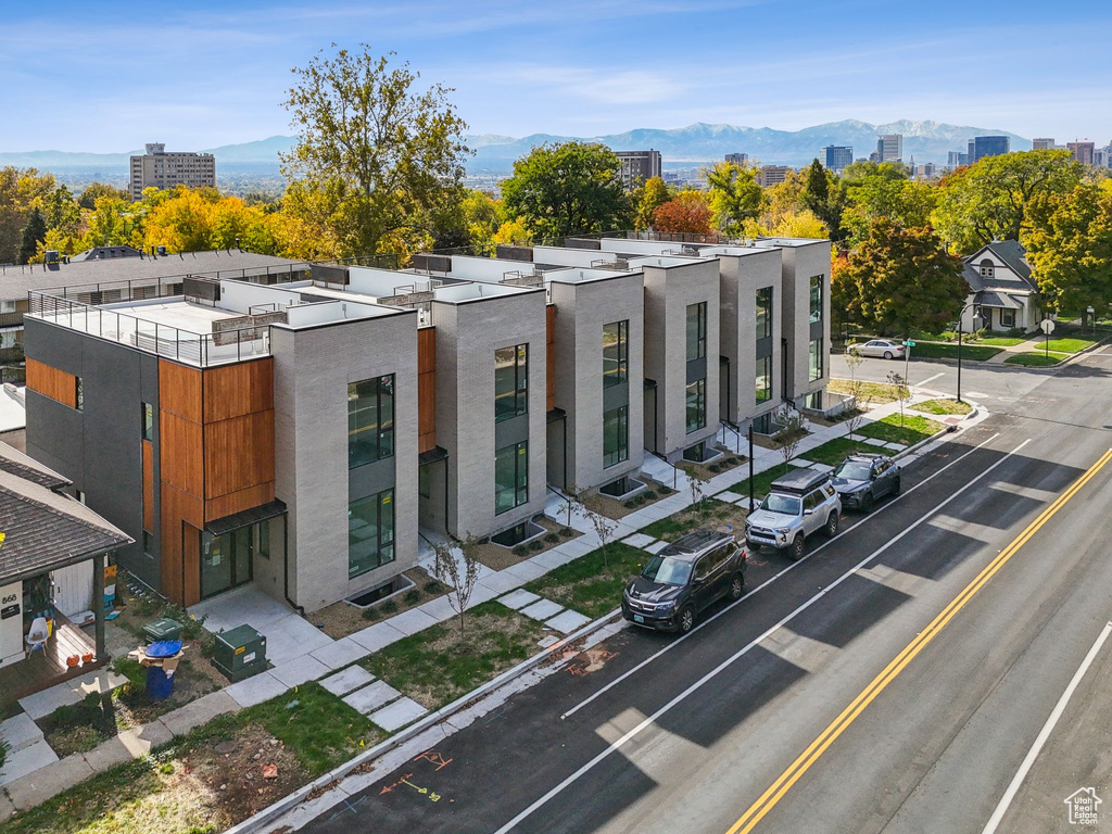 Photo 41 for MLS #2108154 at 860 E 3rd Ave #6