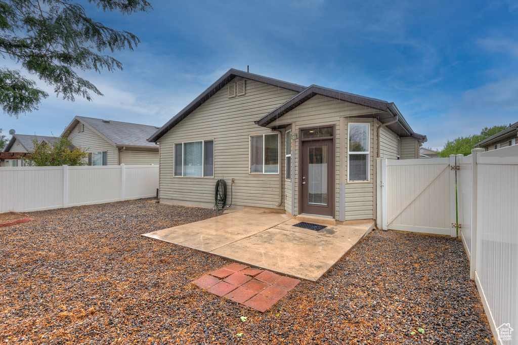 758 N BRADFORD DR North Salt Lake, UT 84054