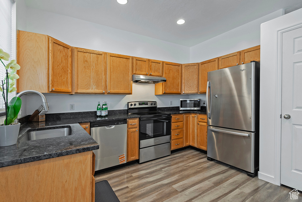 758 N BRADFORD DR North Salt Lake, UT 84054