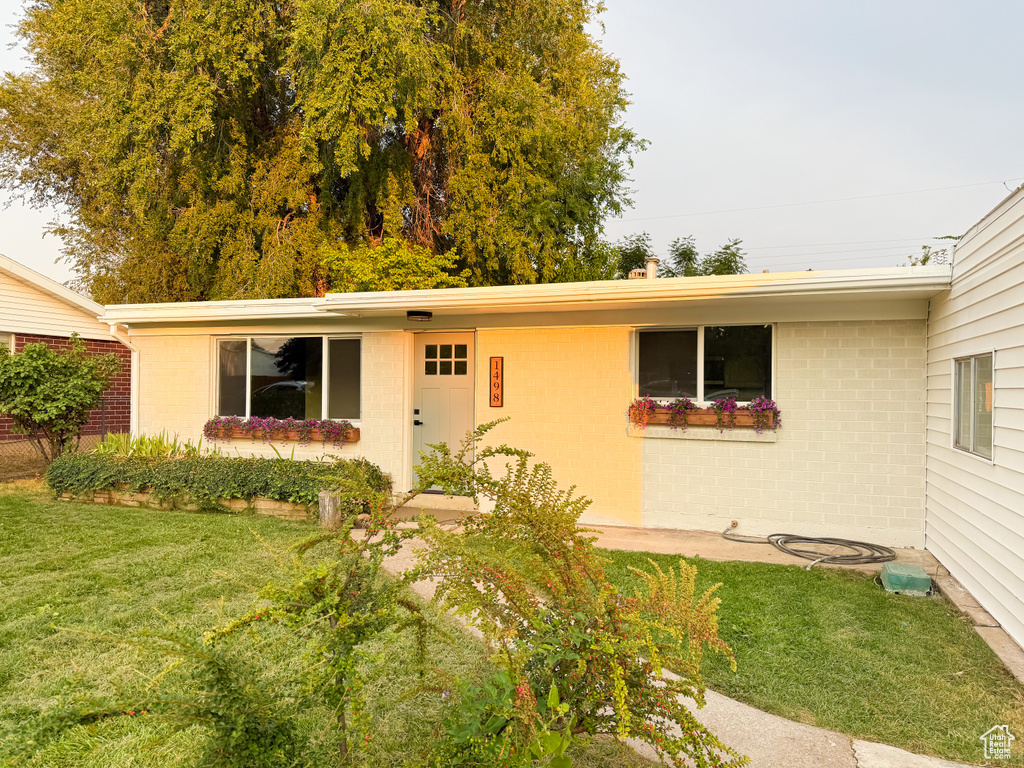 1498 REID DR Layton, UT 84041