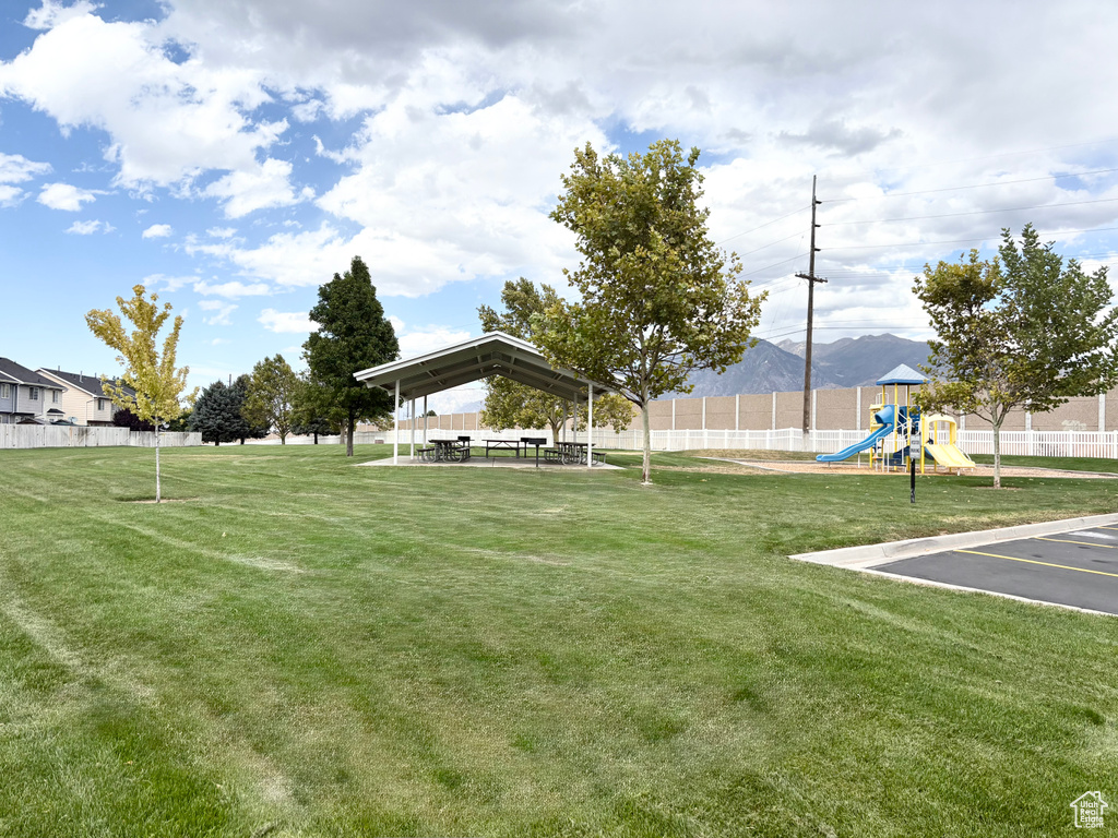 Photo 28 for MLS #2108164 at 66 Southgate Loop