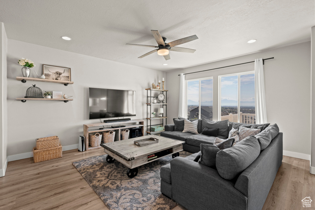 Photo 4 for MLS #2108165 at 701 W 4050 North