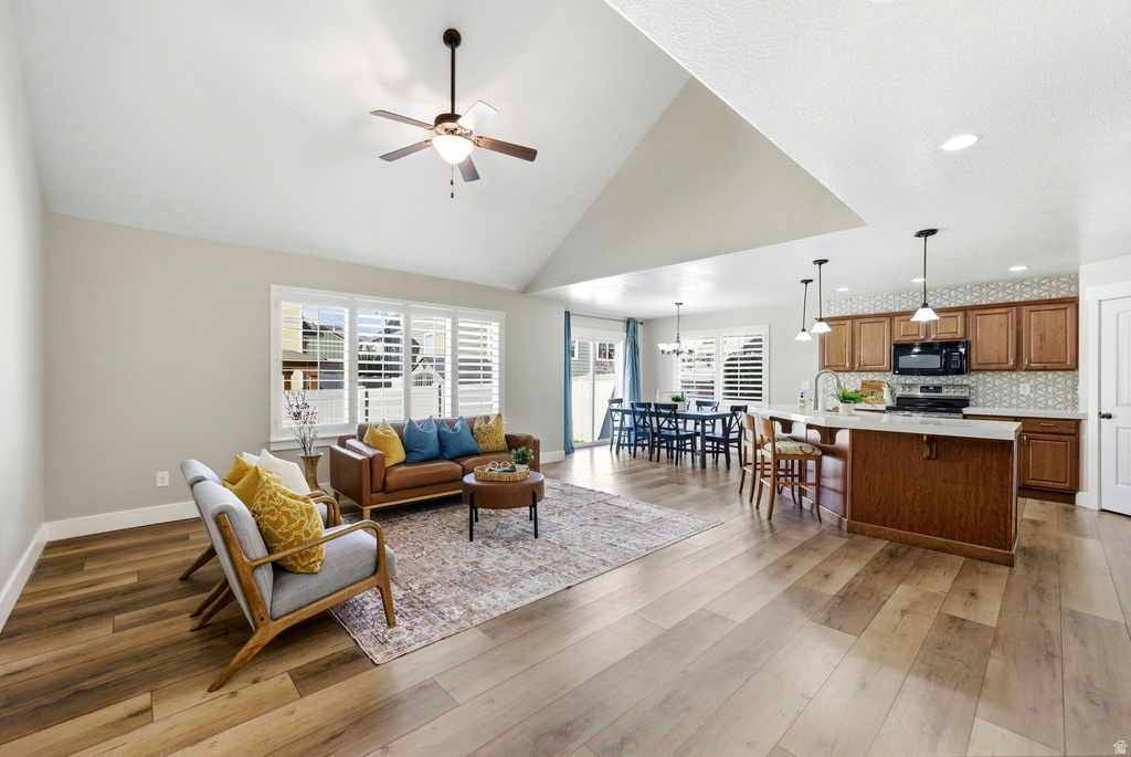 6446 S ORANGE SKY CT West Valley City, UT 84081