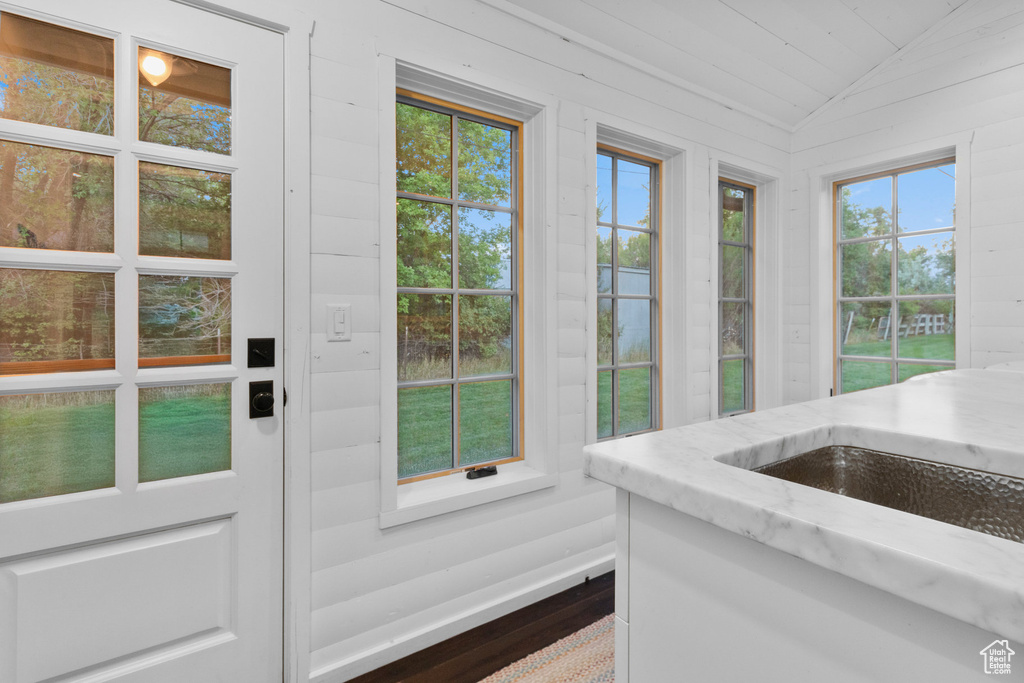 Photo 15 for MLS #2108173 at 50 E Center St