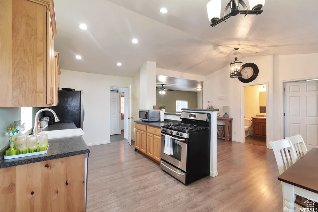 Photo 8 for MLS #2108179 at 205 N 800 East