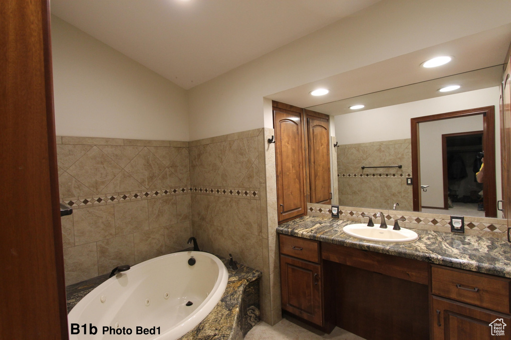 Photo 19 for MLS #2108197 at 2950 E Hillsden Dr