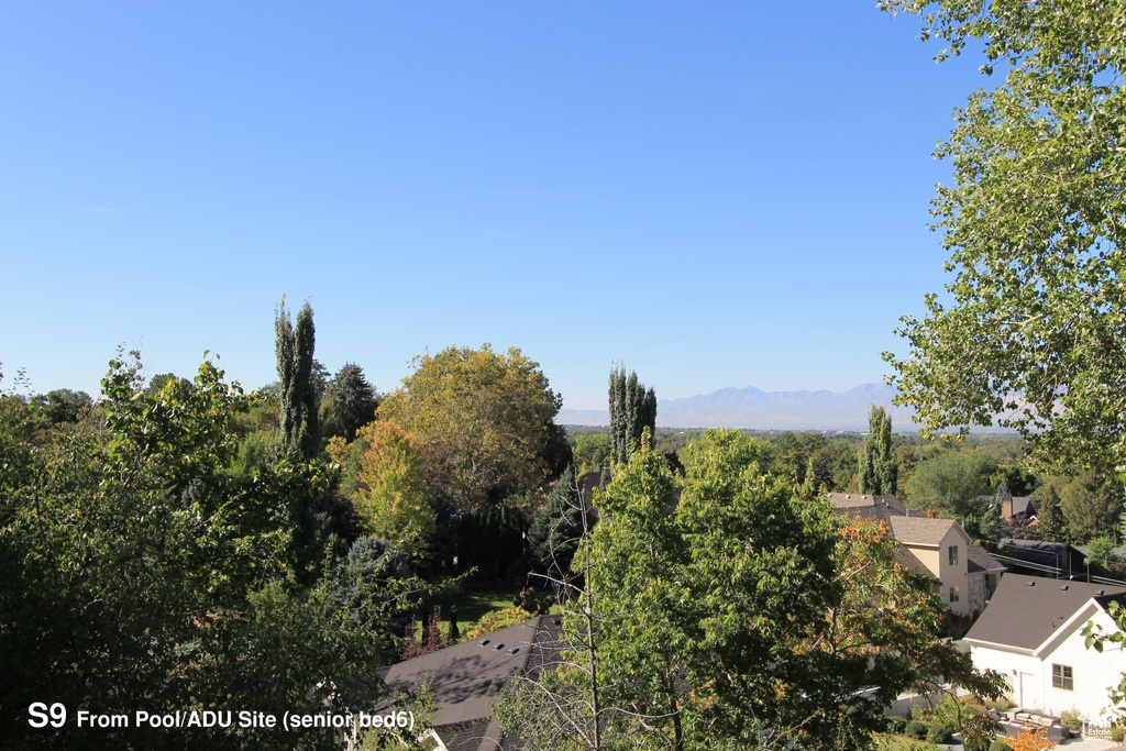 Photo 11 for MLS #2108197 at 2950 E Hillsden Dr