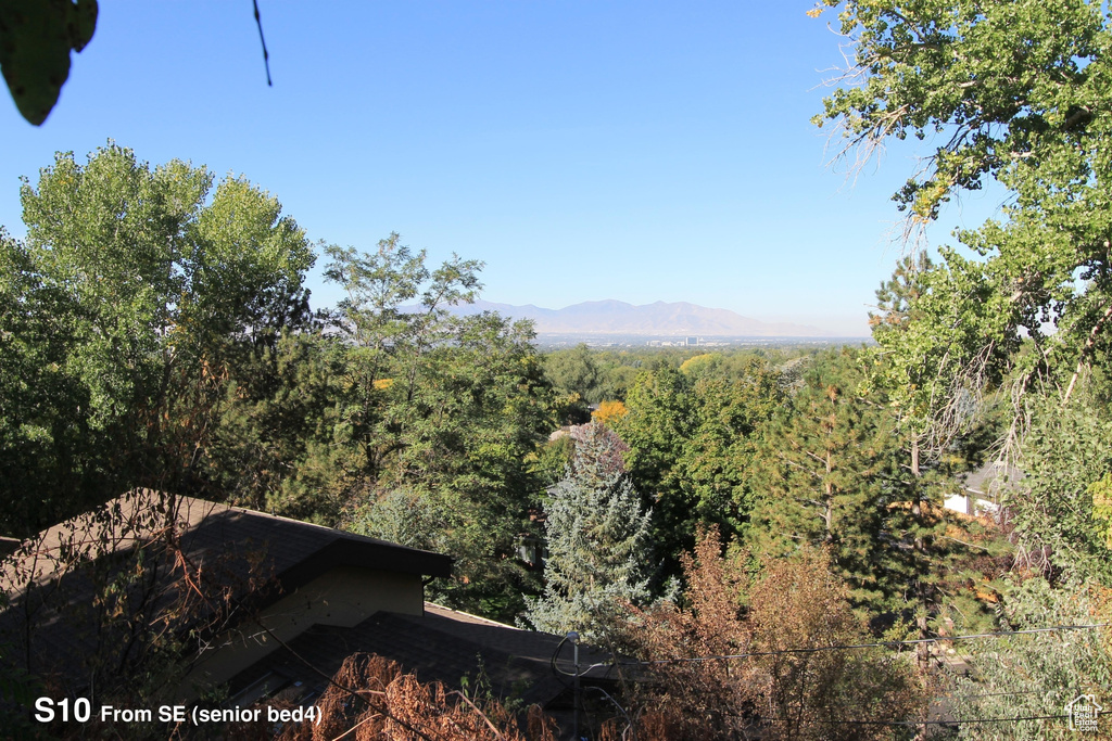 Photo 12 for MLS #2108197 at 2950 E Hillsden Dr