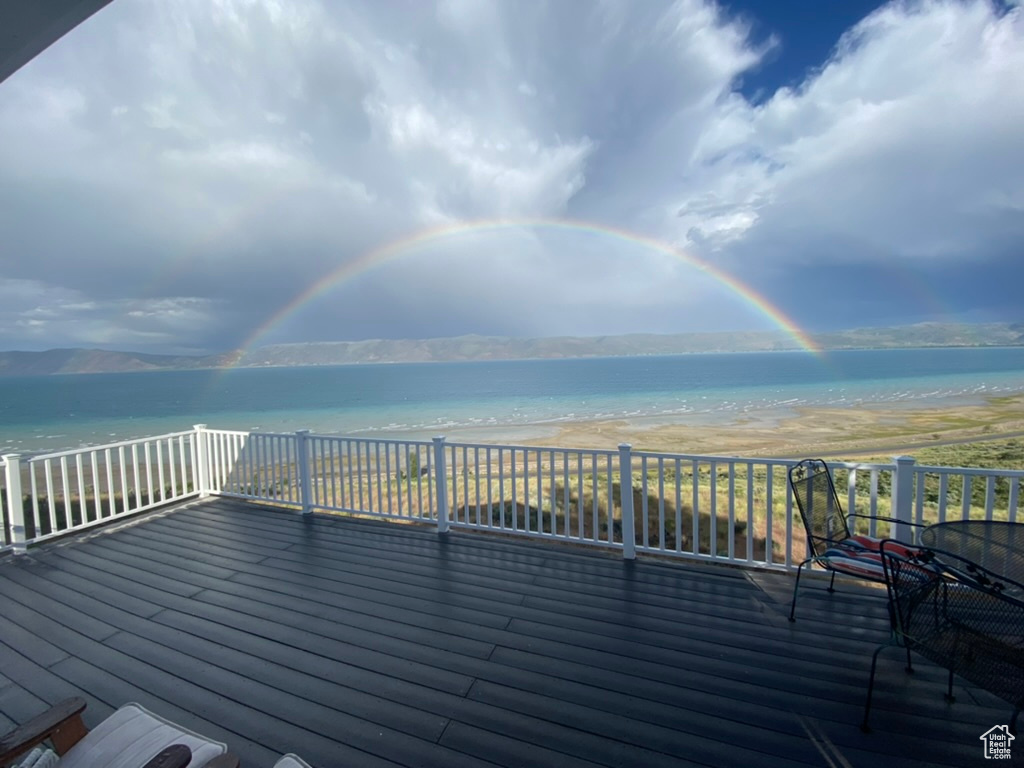 3184 S NINA LOOP Garden City, UT 84028