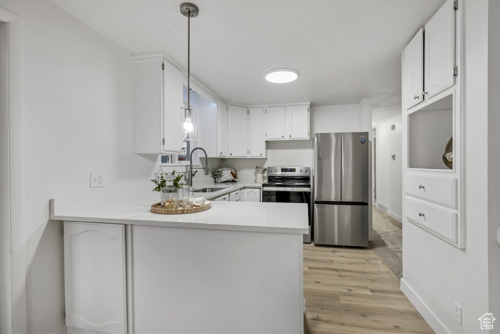 Photo 9 for MLS #2108204 at 160 E 7060 South