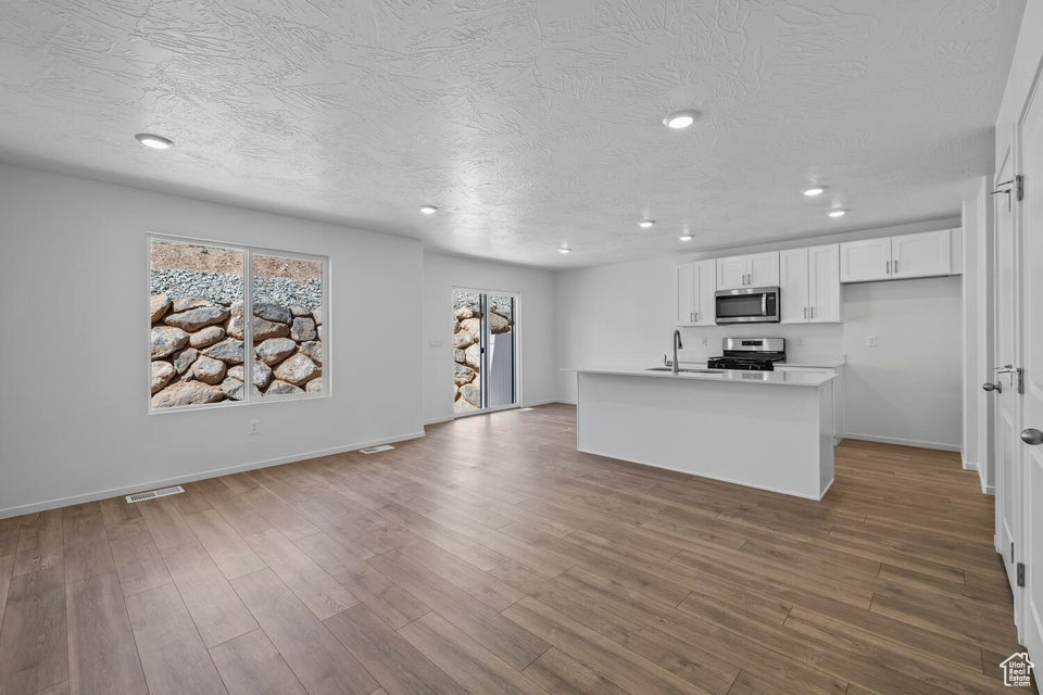 Photo 4 for MLS #2108212 at 3342 E Dungeon Dr #2318