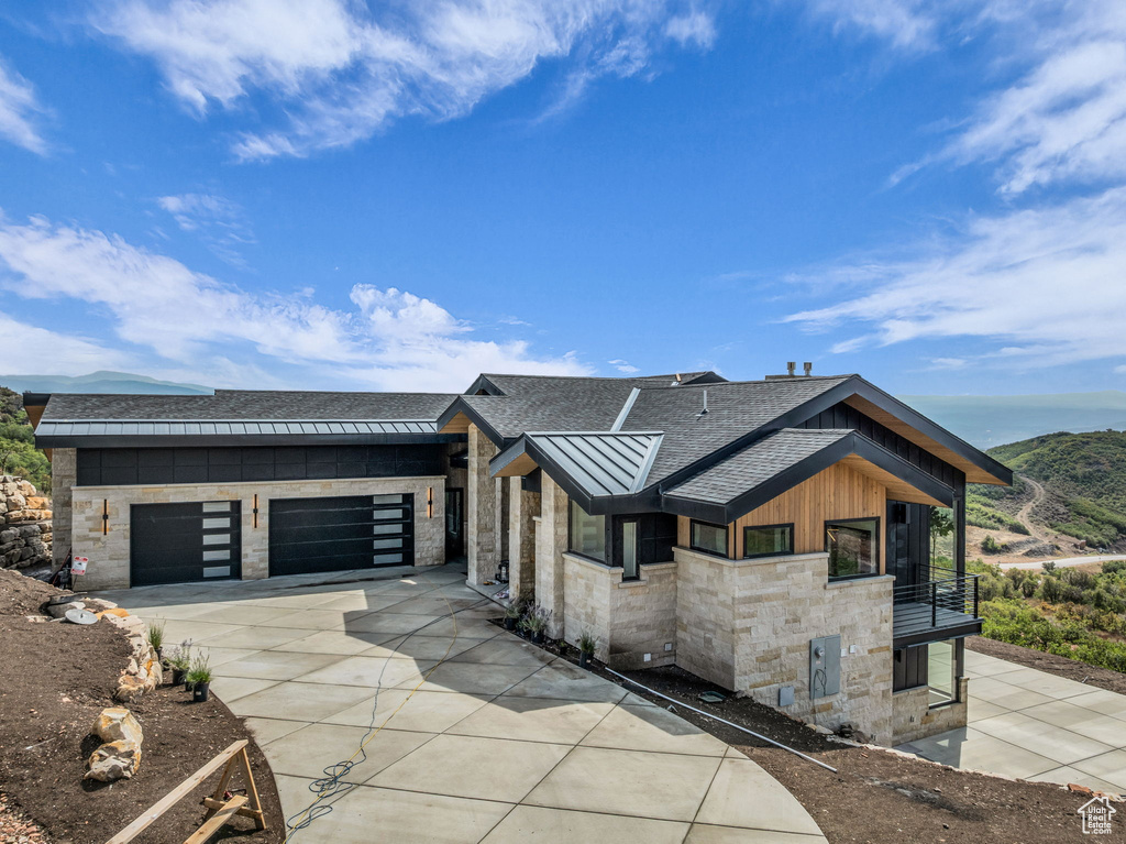 Photo 1 for MLS #2108213 at 2127 E Peak View Dr