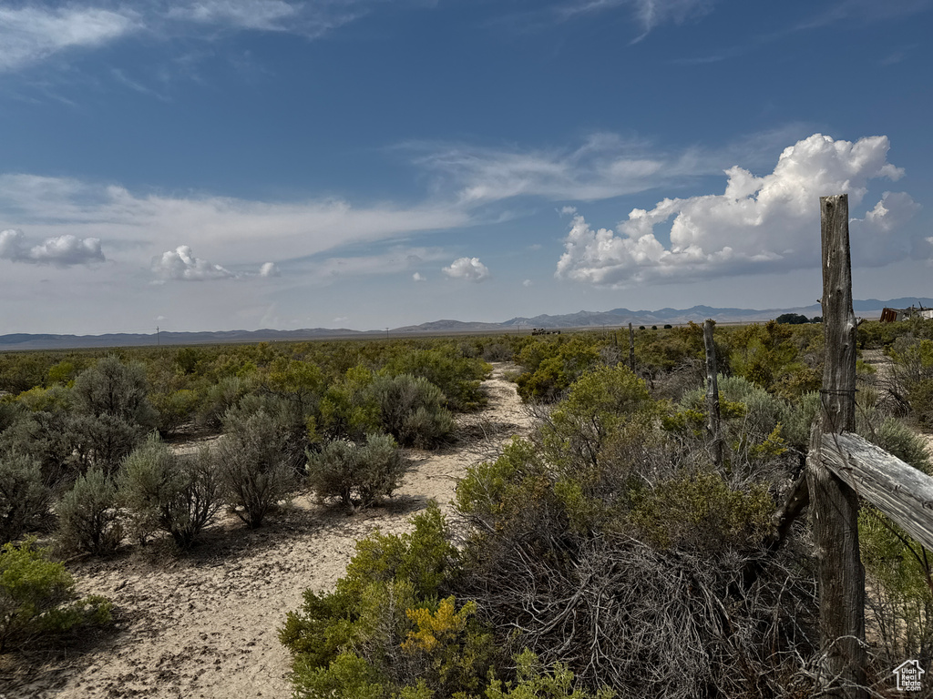 1087  OLD LINCOLN HWY Skull Valley, UT 84029
