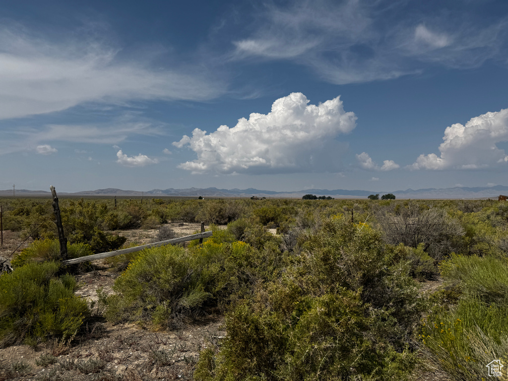 1087  OLD LINCOLN HWY Skull Valley, UT 84029