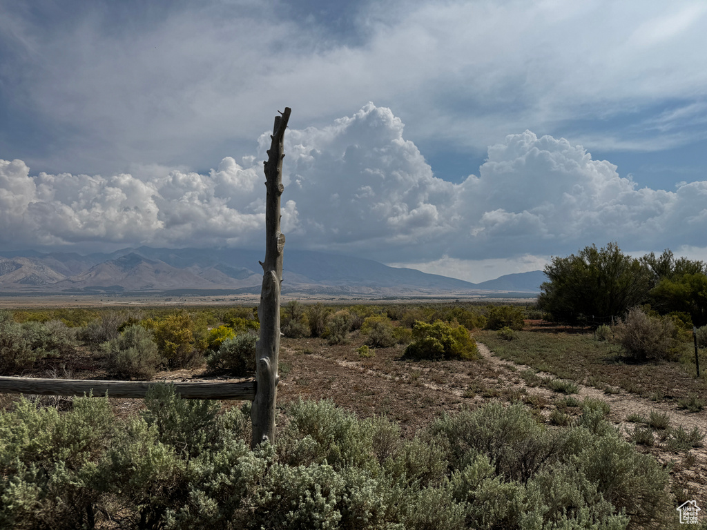 1087  OLD LINCOLN HWY Skull Valley, UT 84029