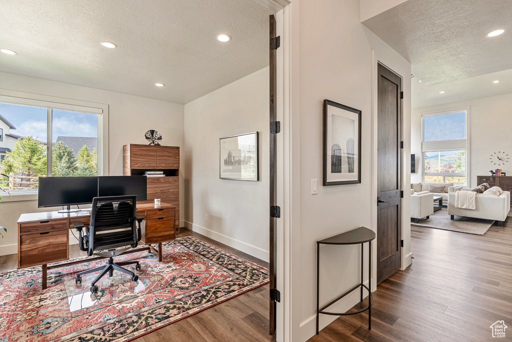 Photo 8 for MLS #2108237 at 981 Hart Loop