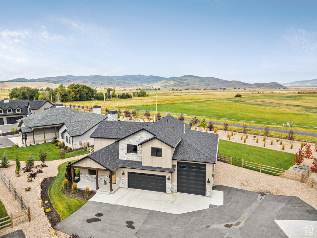 Photo 2 for MLS #2108237 at 981 Hart Loop