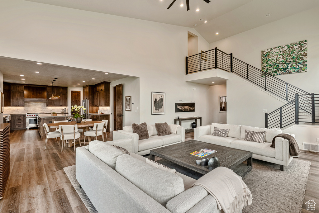 Photo 15 for MLS #2108237 at 981 Hart Loop