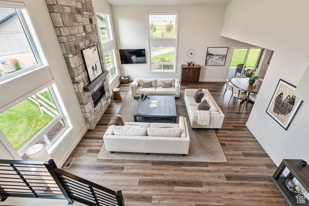 Photo 16 for MLS #2108237 at 981 Hart Loop