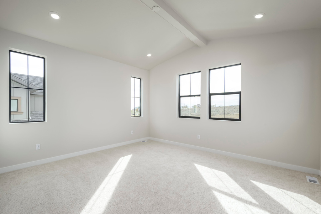 7068 W TERRAIN RD #163 West Jordan, UT 84081