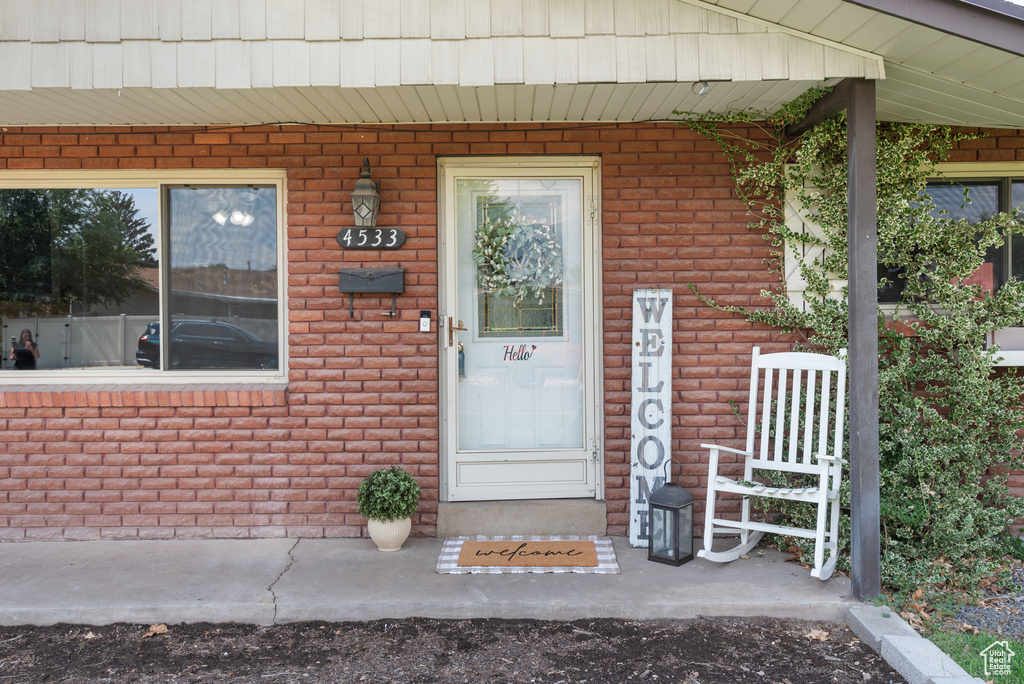 Photo 5 for MLS #2108244 at 4533 S 2075 West