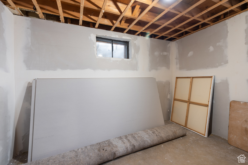 Photo 19 for MLS #2108244 at 4533 S 2075 West