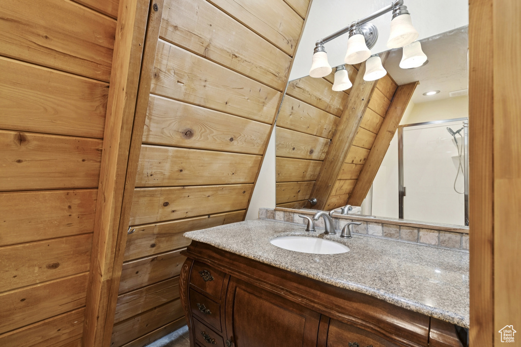 Photo 25 for MLS #2108247 at 355 Woodland Dr